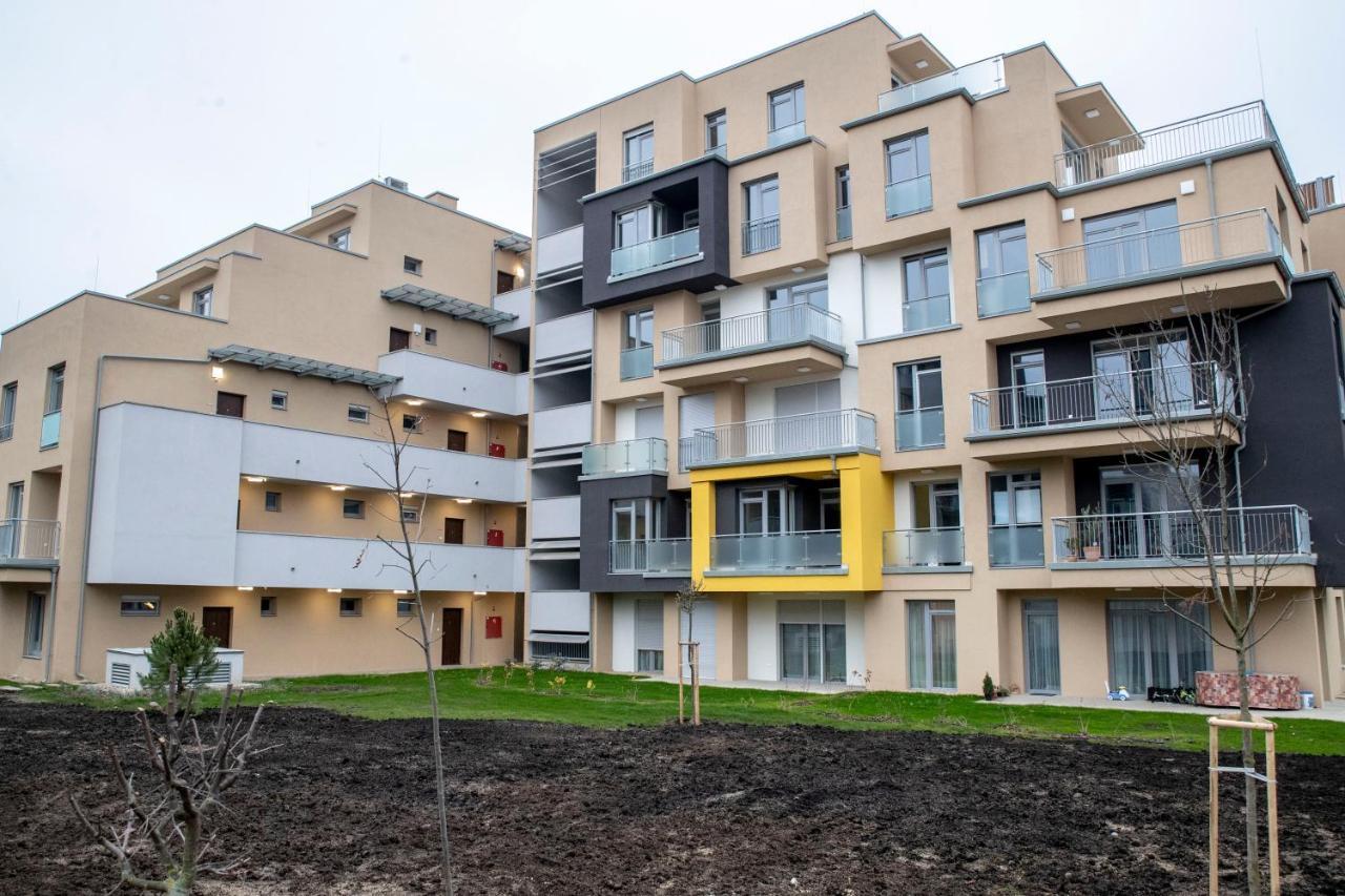 Sasadpark'S New Apartment In The West Part Of Buda Budapest Exterior photo