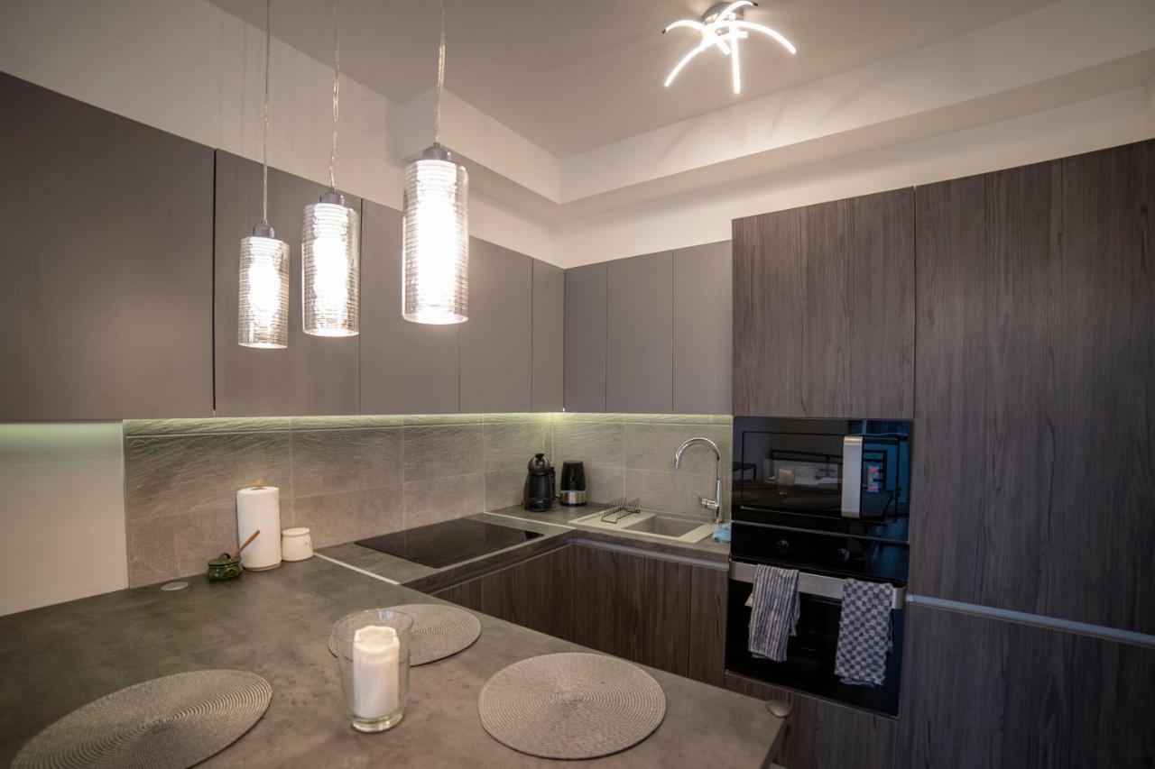 Sasadpark'S New Apartment In The West Part Of Buda Budapest Exterior photo