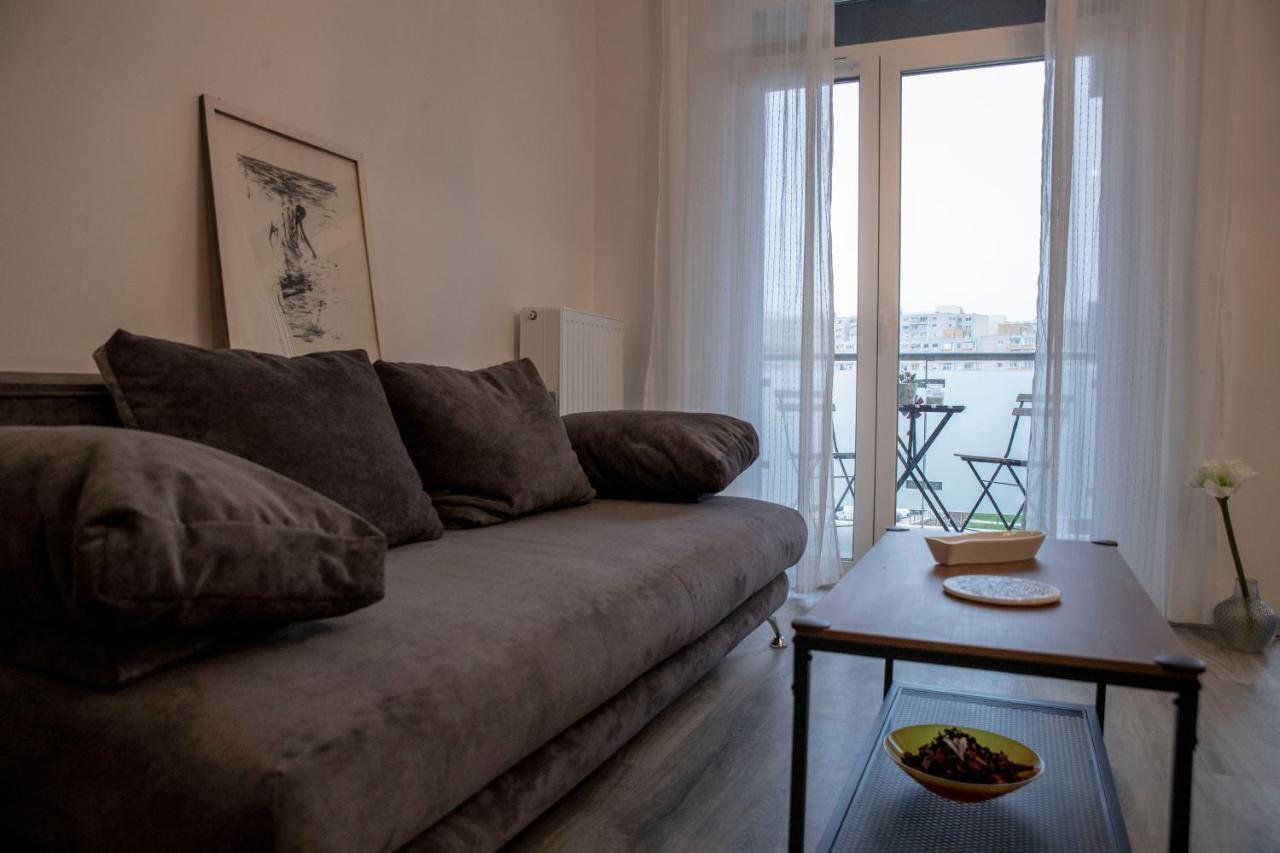 Sasadpark'S New Apartment In The West Part Of Buda Budapest Exterior photo
